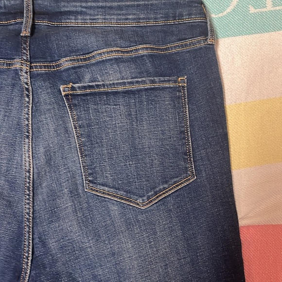 Old Navy slightly distressed Rockstar super skinny high rise jeans size 16 tall. - Picture 14 of 14